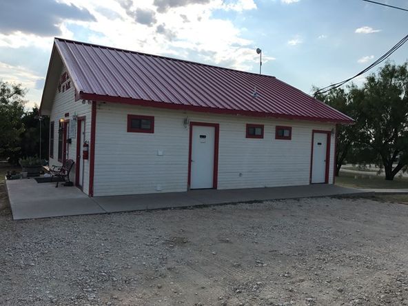 5730 N I-20, Sweetwater, TX 79556